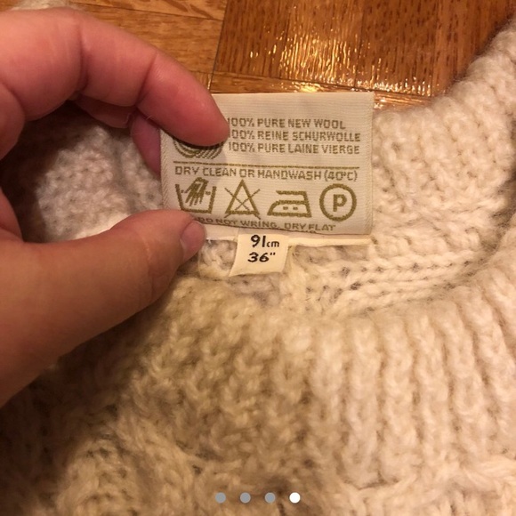 SOLD Irish Wool sweater - Picture 4 of 4